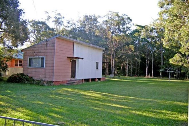 Picture of 79 Lake Rd, BALCOLYN NSW 2264