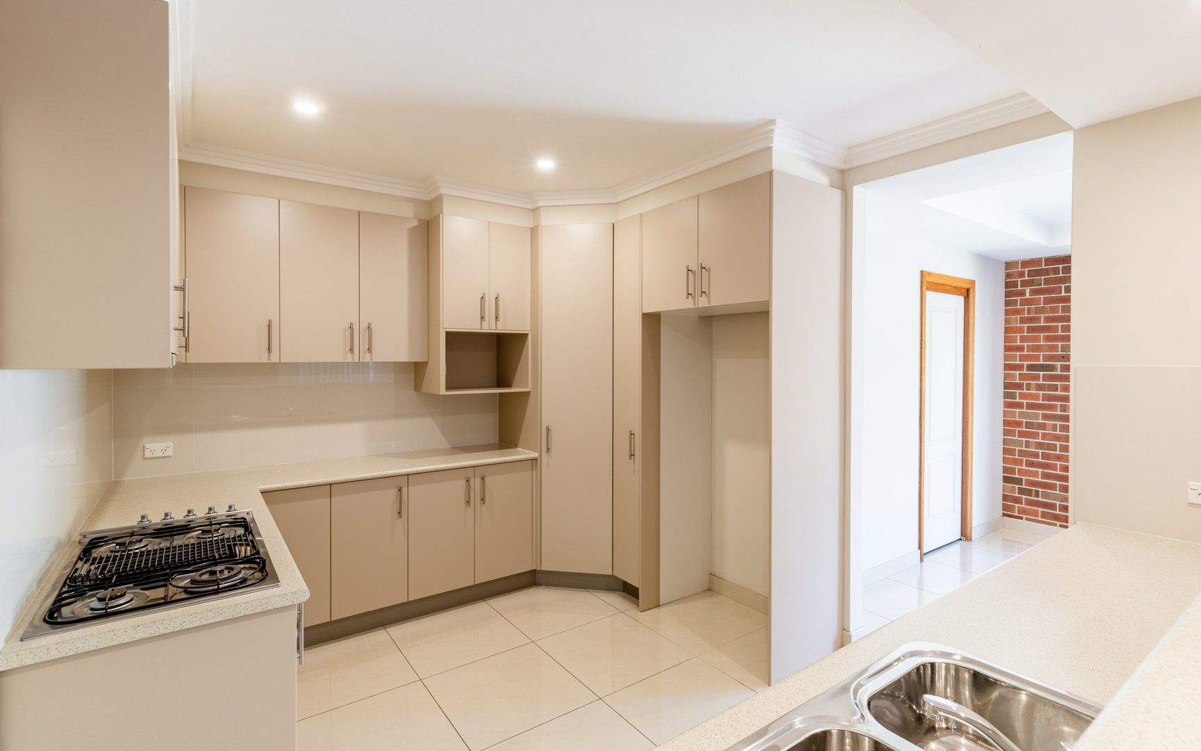 3 bedrooms Townhouse in 7A/17-19 Greenfinch Street GREEN VALLEY NSW, 2168