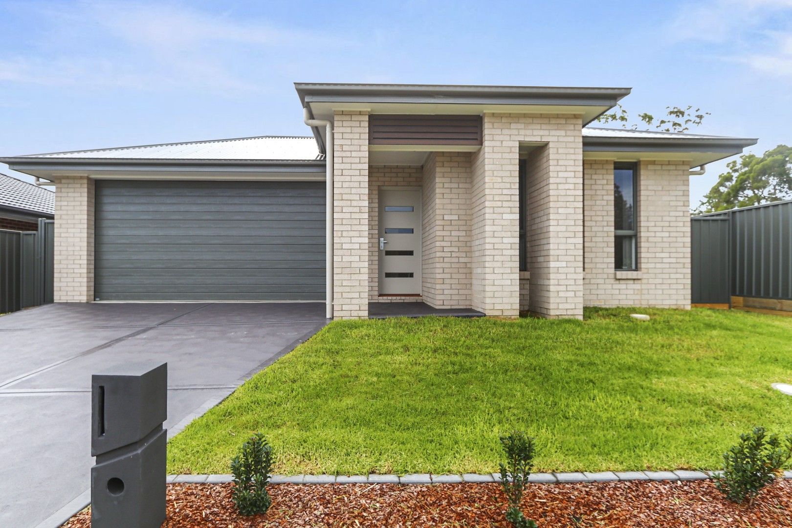 4 bedrooms House in 36 Crane Street HAMLYN TERRACE NSW, 2259