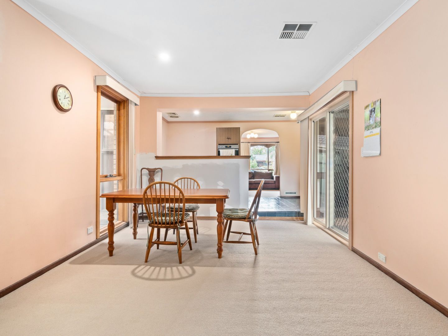 3 bedrooms House in 12 Chapman Cres REDWOOD PARK SA, 5097