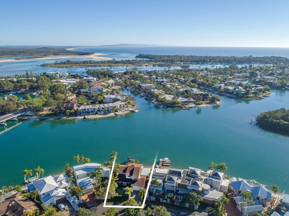 27 Wyuna Drive, Noosaville QLD 4566