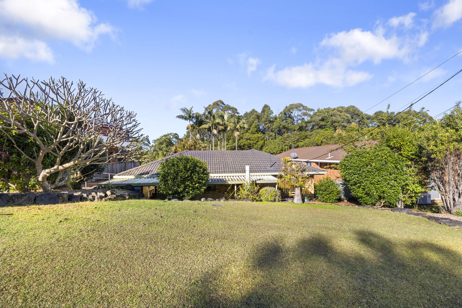 3 bedrooms Villa in 1/24 Griffith Avenue COFFS HARBOUR NSW, 2450