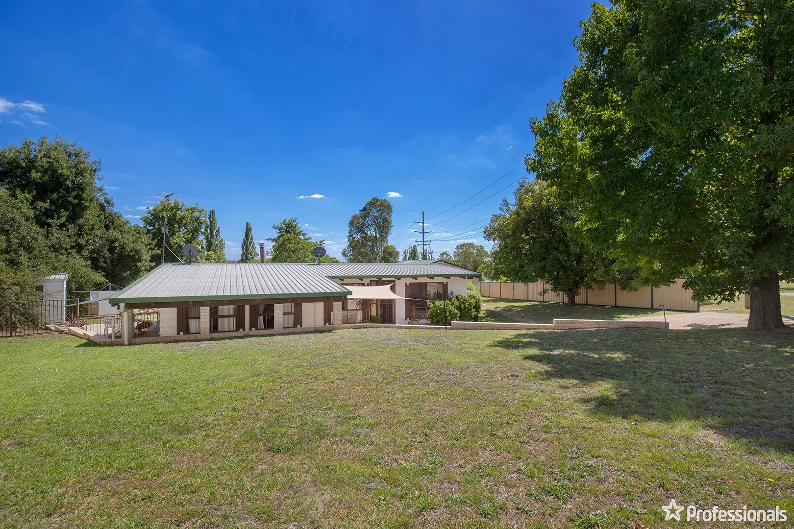 Additional image 7 of 1 Bishop Crescent, Armidale NSW 2350