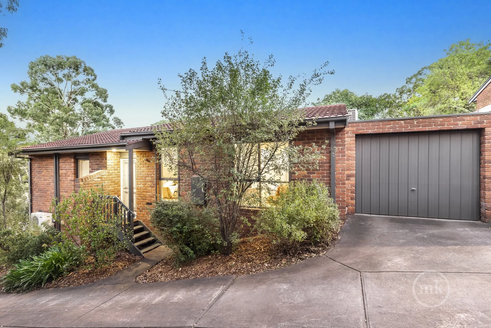 1/9 Paton Street, Montmorency VIC 3094