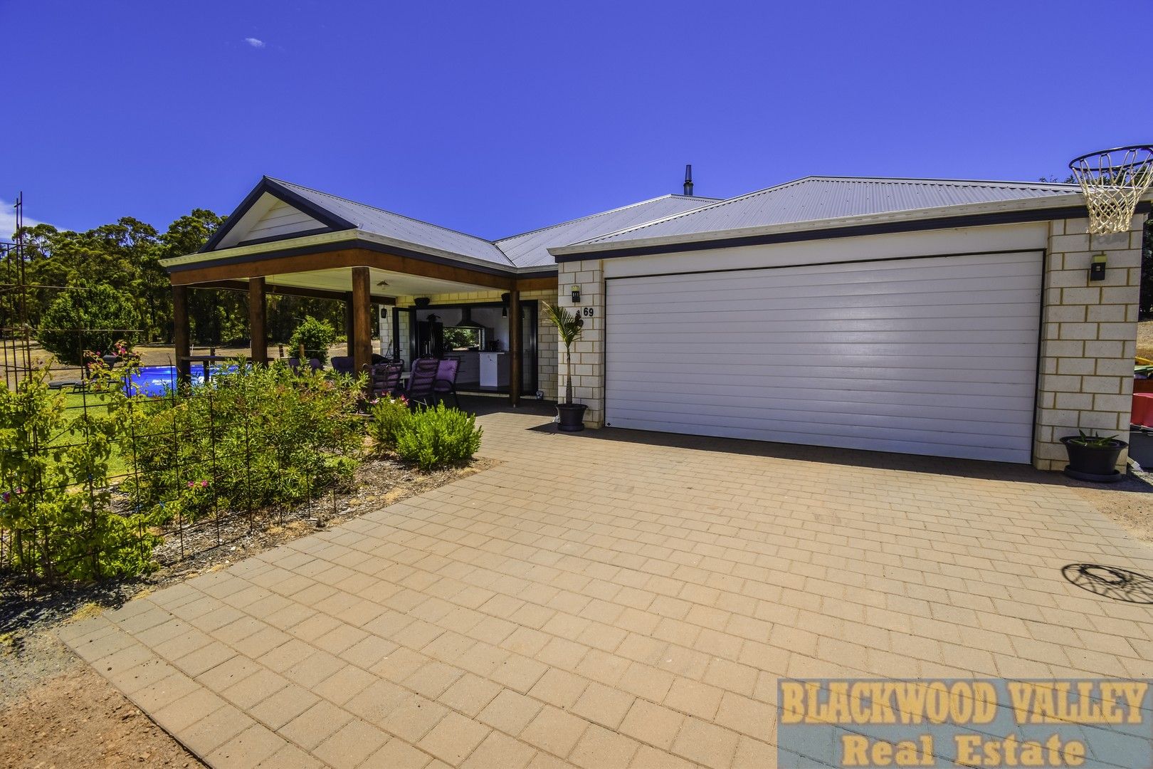 69 Lakeview Crescent, Bridgetown WA 6255, Image 0