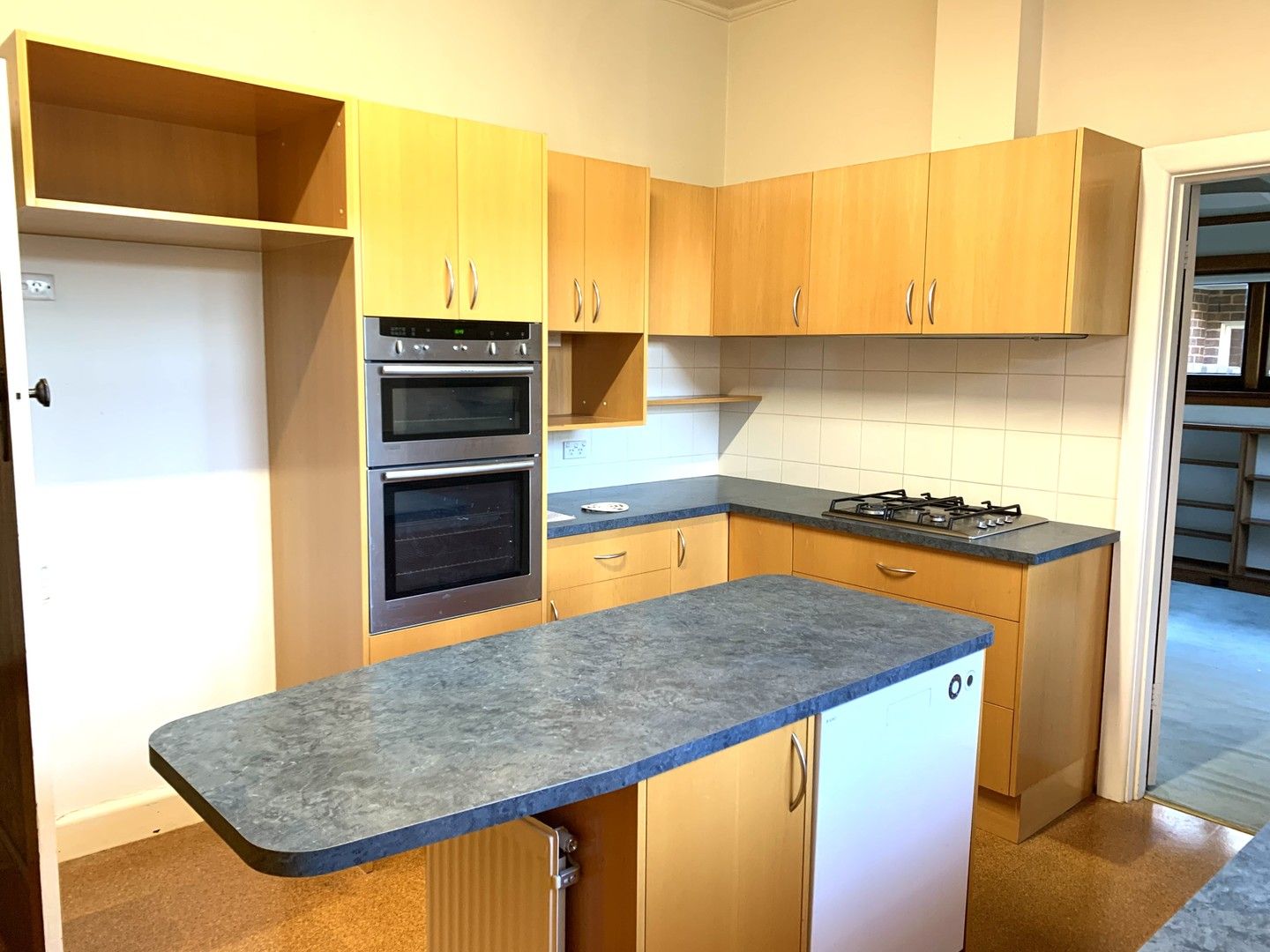 3 bedrooms House in 156 Wattle Valley Road CAMBERWELL VIC, 3124
