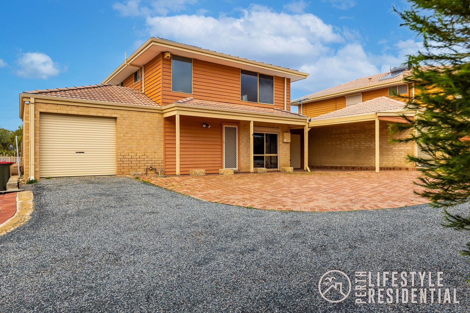 4/8 Collett Place, Guilderton WA 6041, Image 0