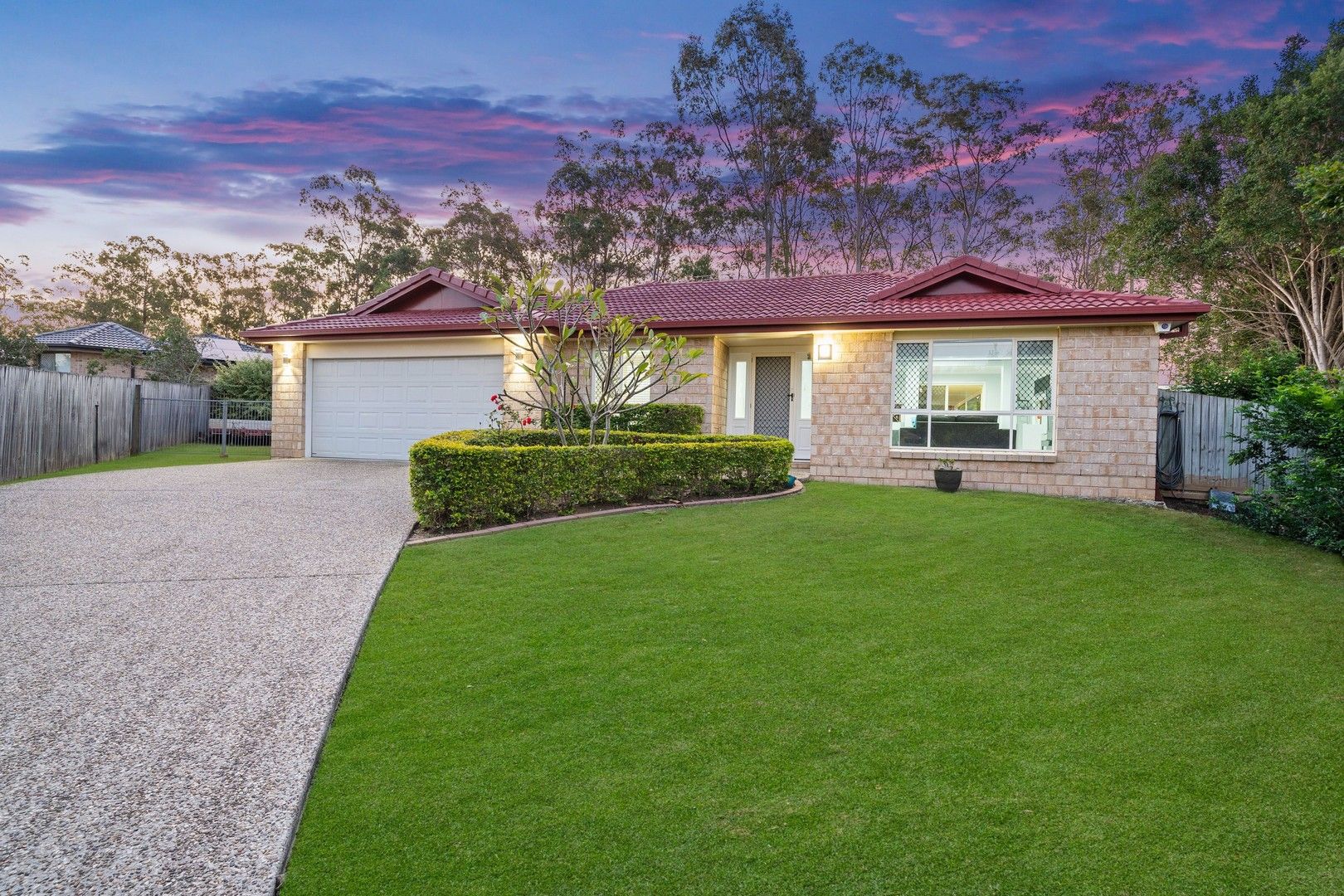26 Eucalypt Place, Heritage Park QLD 4118, Image 0