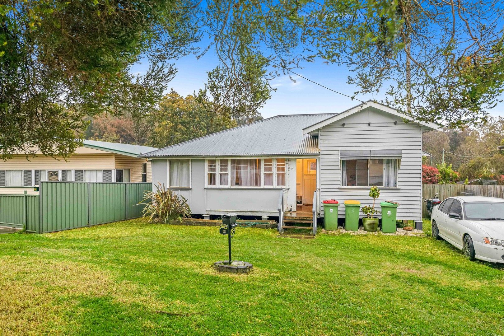 3 bedrooms House in 15 Swallow Court NEWTOWN QLD, 4350