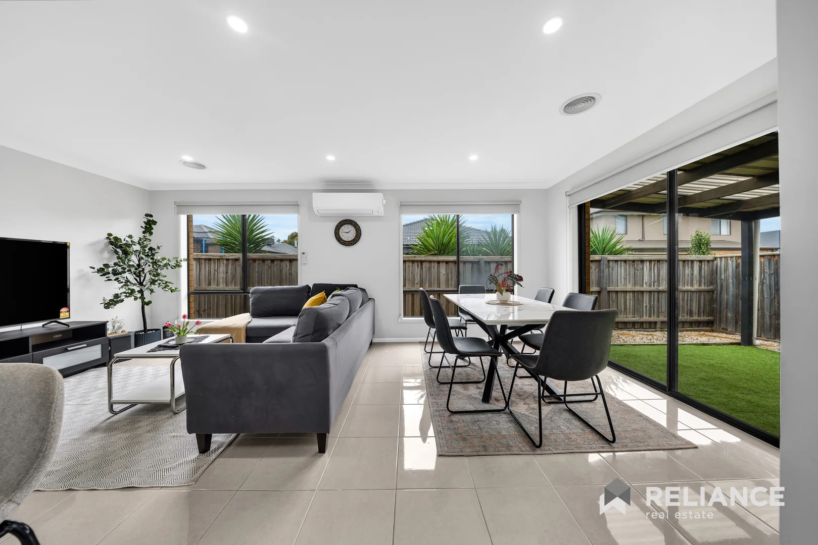 Additional image 5 of 27 Treeve Parkway, Werribee VIC 3030