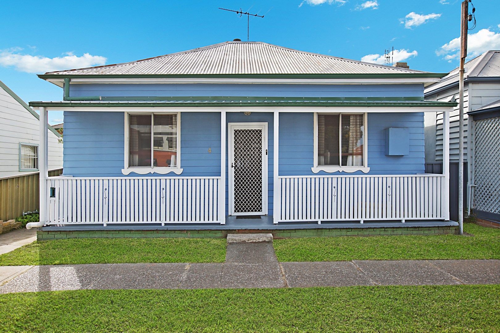 4 Young Road, Broadmeadow NSW 2292, Image 0