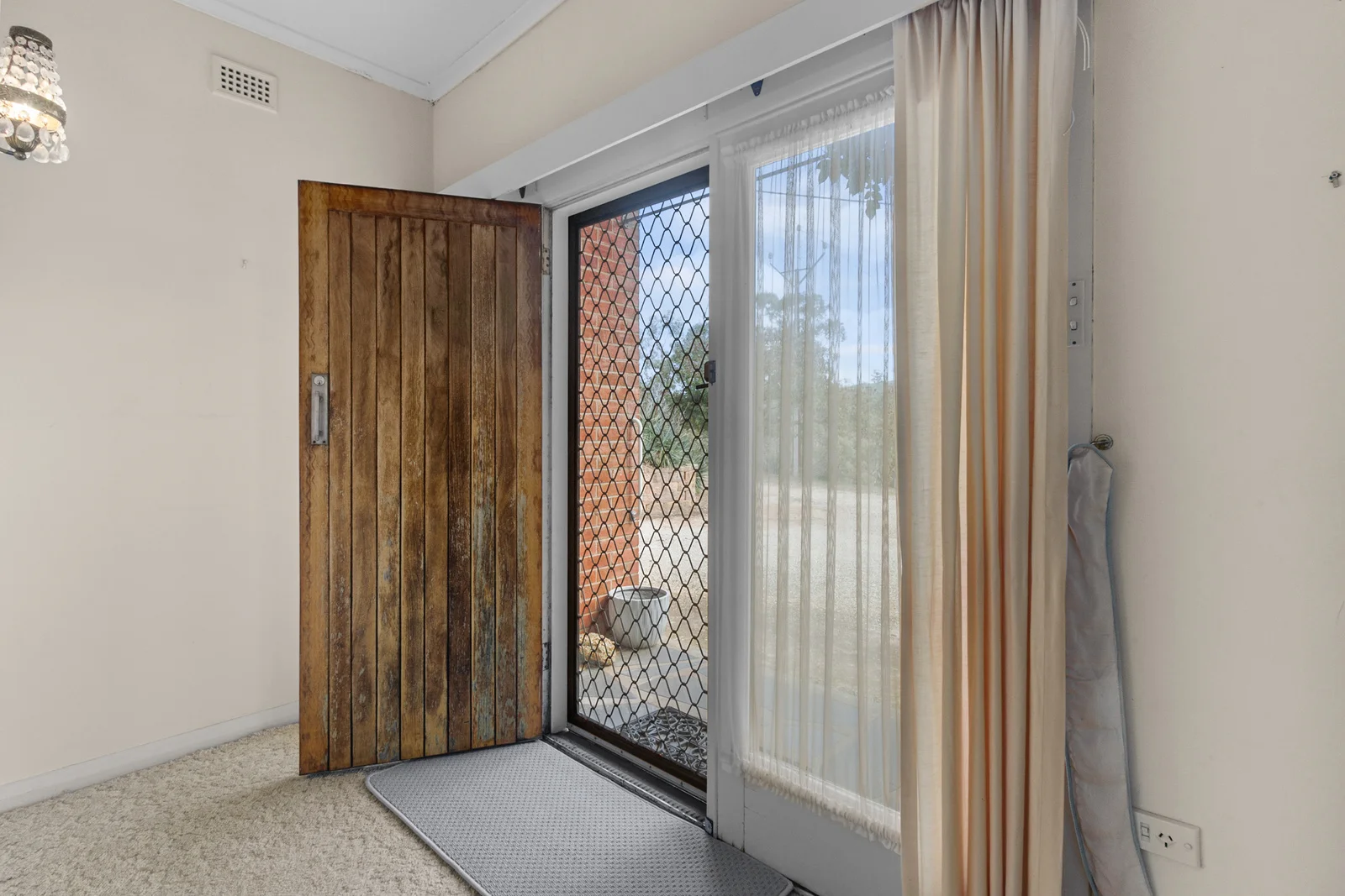 Additional image 10 of 6 Bindarrah Road, Clare SA 5453