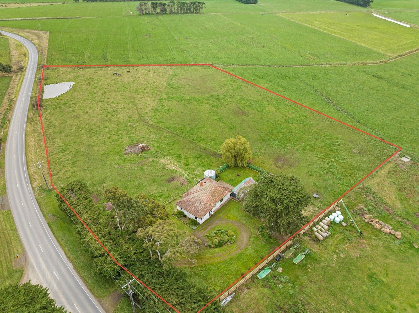 1662 WarrnamboolCaramut Road, Winslow VIC 3281 House for Sale