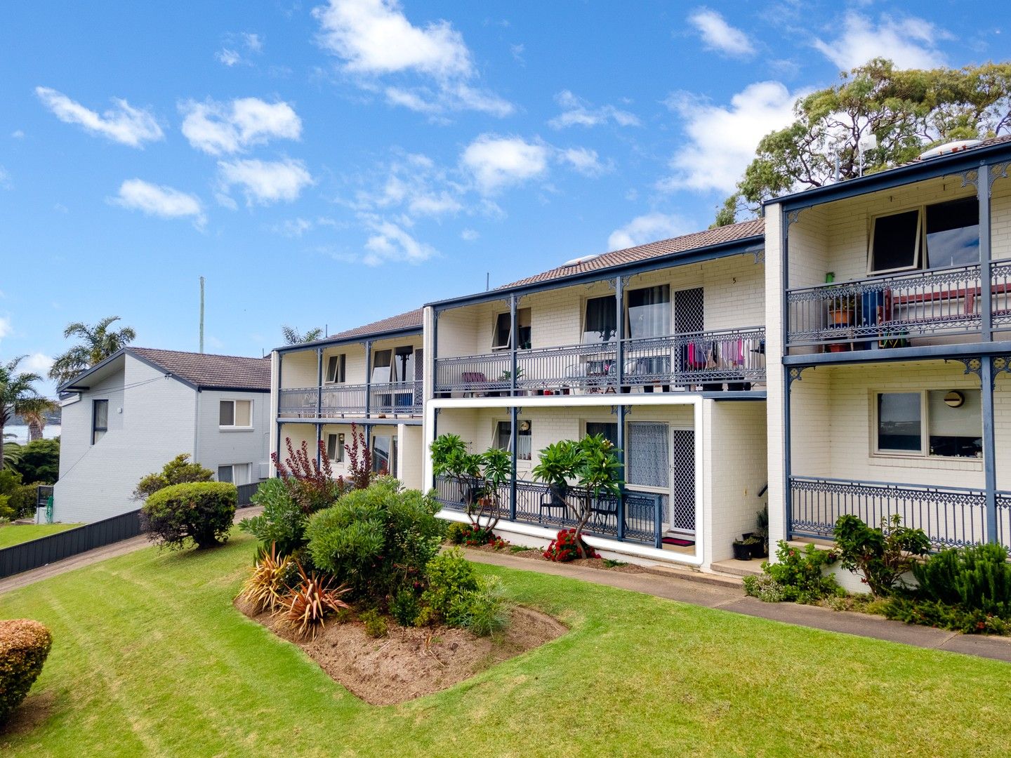 2/9-11 Kyeamba Street, Merimbula NSW 2548, Image 2