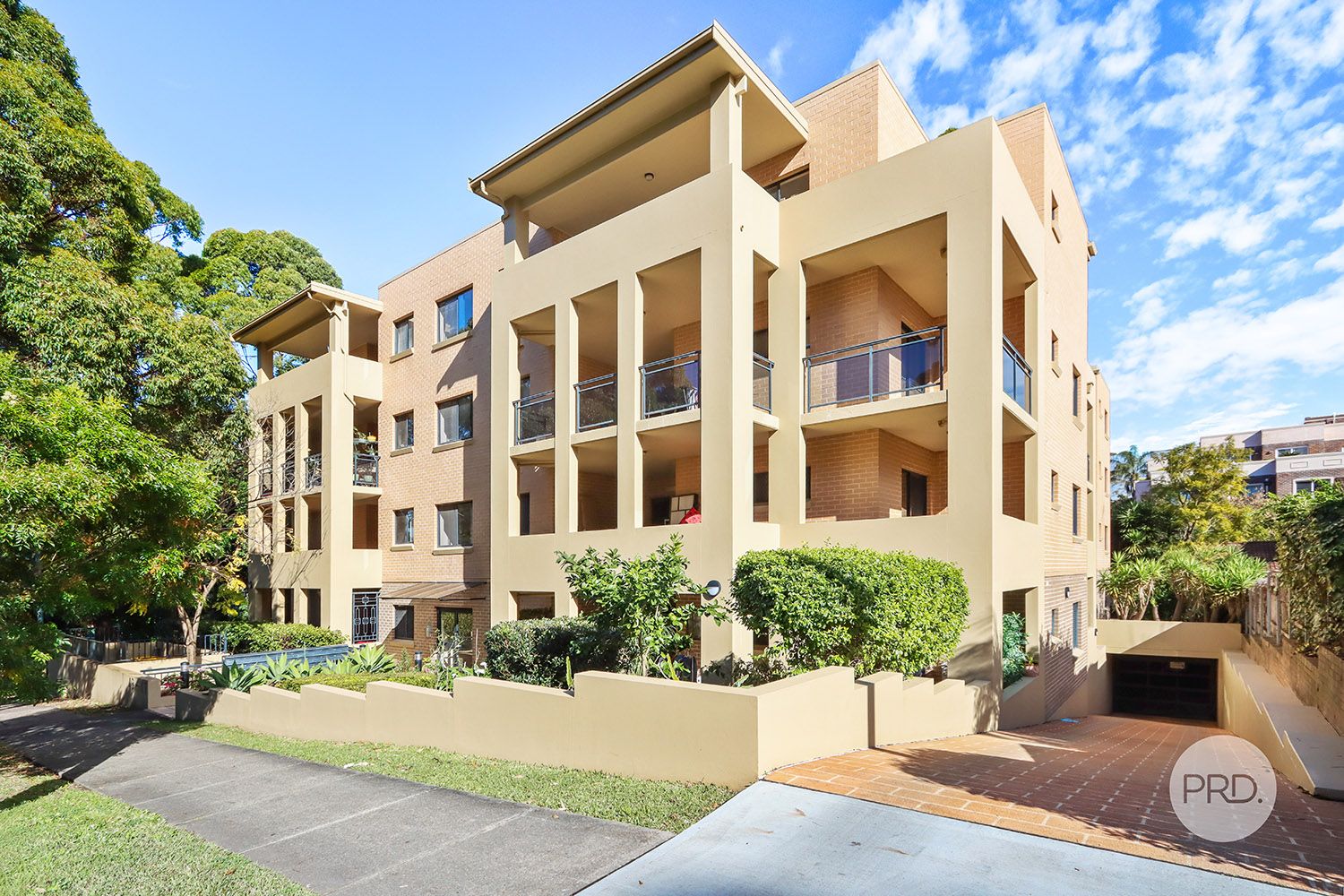 2 bedrooms Apartment / Unit / Flat in 8/43-47 Empress Street HURSTVILLE NSW, 2220