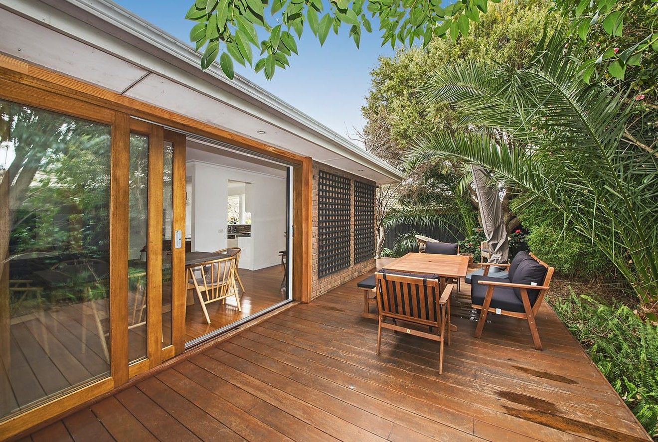 3 bedrooms Apartment / Unit / Flat in 3/29 Gnarwyn Road CARNEGIE VIC, 3163