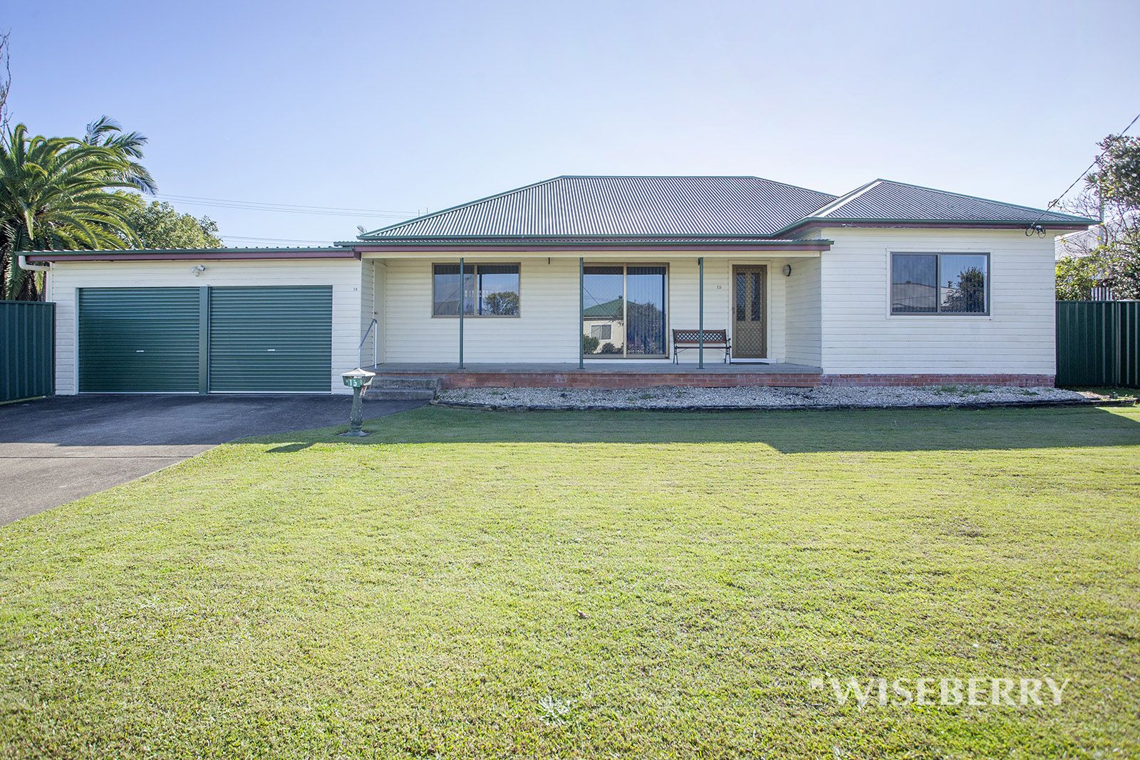 15 McRae Avenue, Taree NSW 2430, Image 0