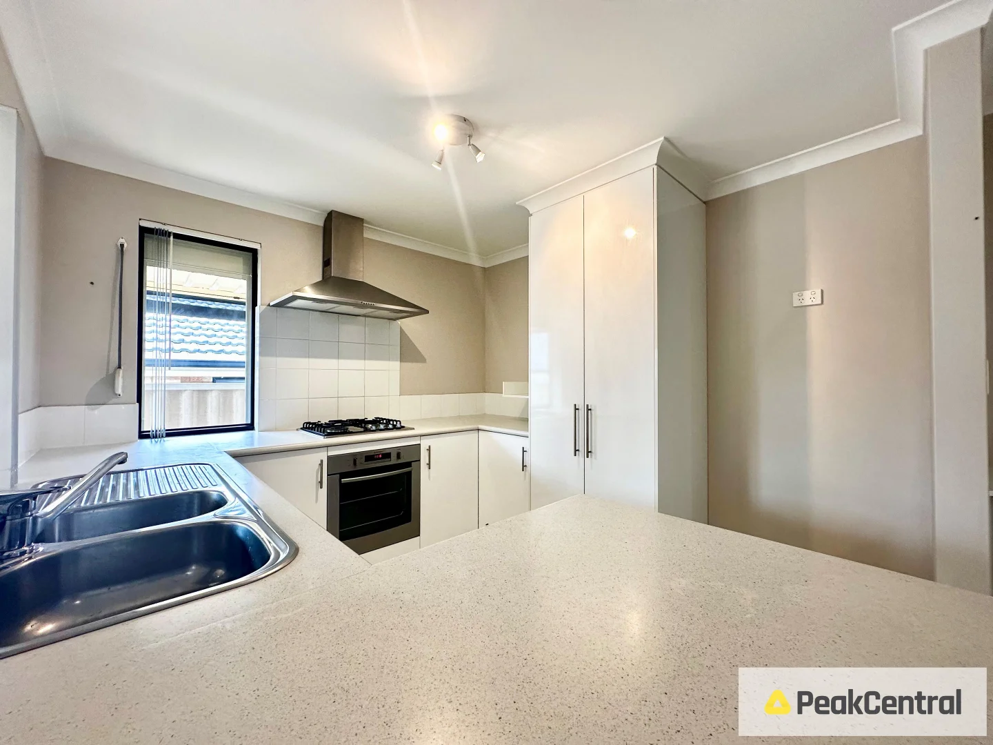 Additional image 6 of 2 Okra Court, Lake Coogee WA 6166