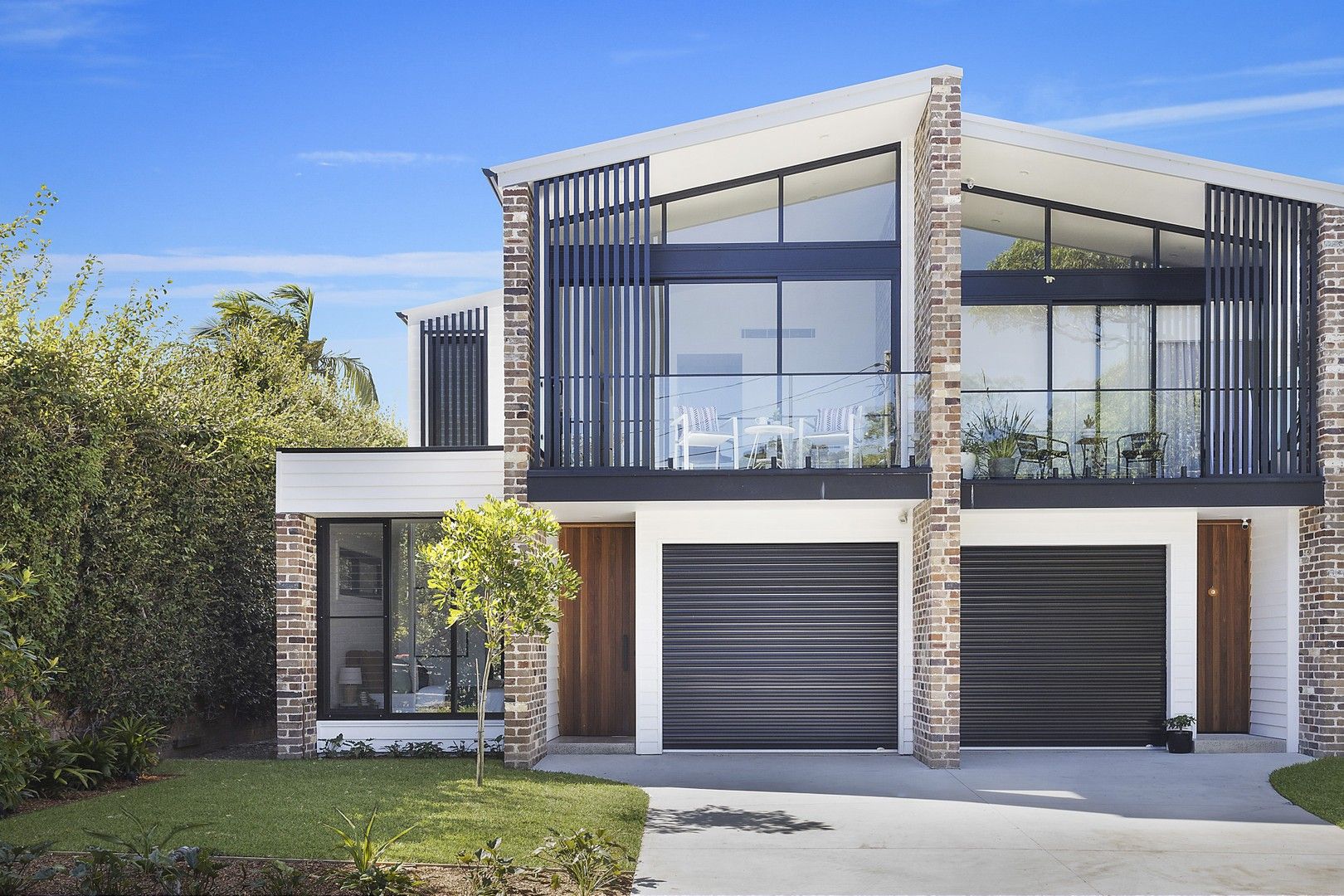4 bedrooms Duplex in 1A Kungar Road CARINGBAH SOUTH NSW, 2229