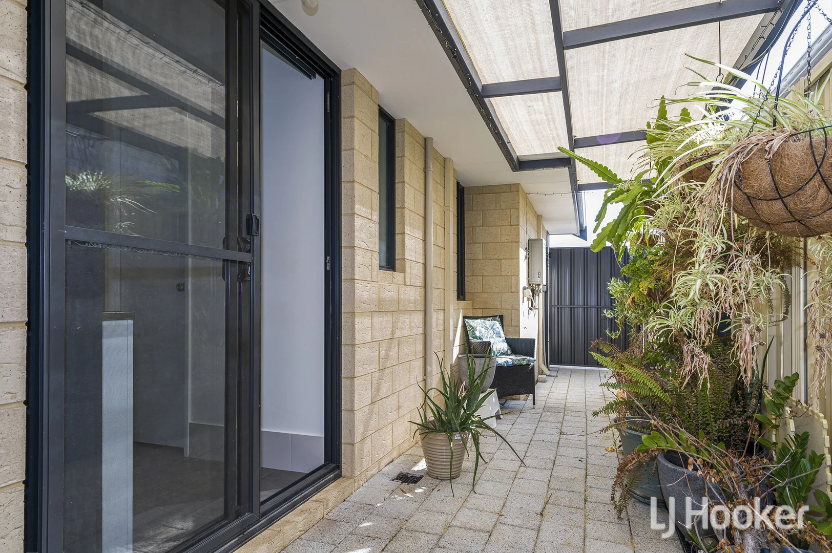 Additional image 17 of 45 Hemingway Drive, Camillo WA 6111