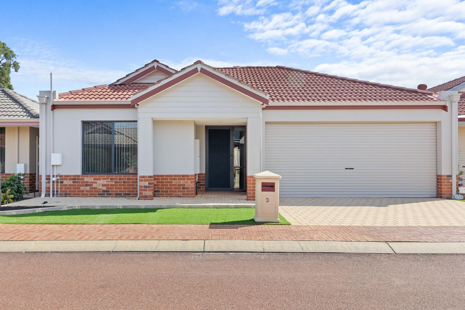 2 bedrooms House in 3 Wisteria Lane GREENFIELDS WA, 6210
