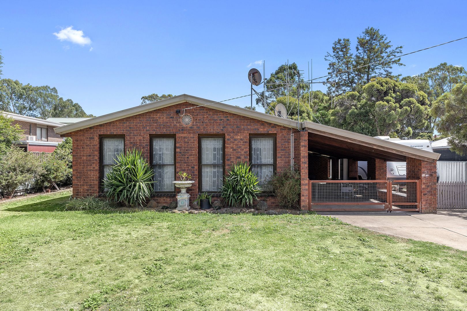 114 Crusoe Road, Kangaroo Flat Property History & Address Research