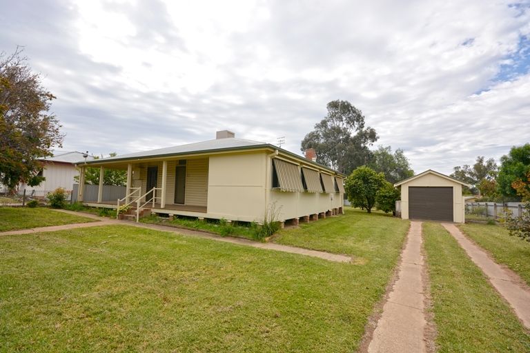 17 Hay Street, Darlington Point NSW 2706, Image 1