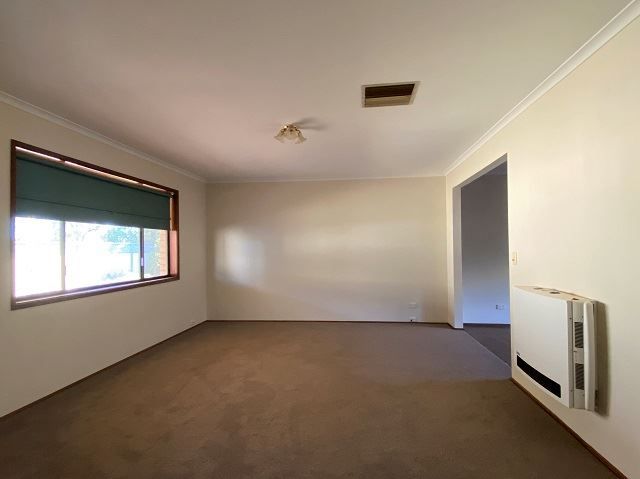 30 Lewis Street, Cobar NSW 2835, Image 2