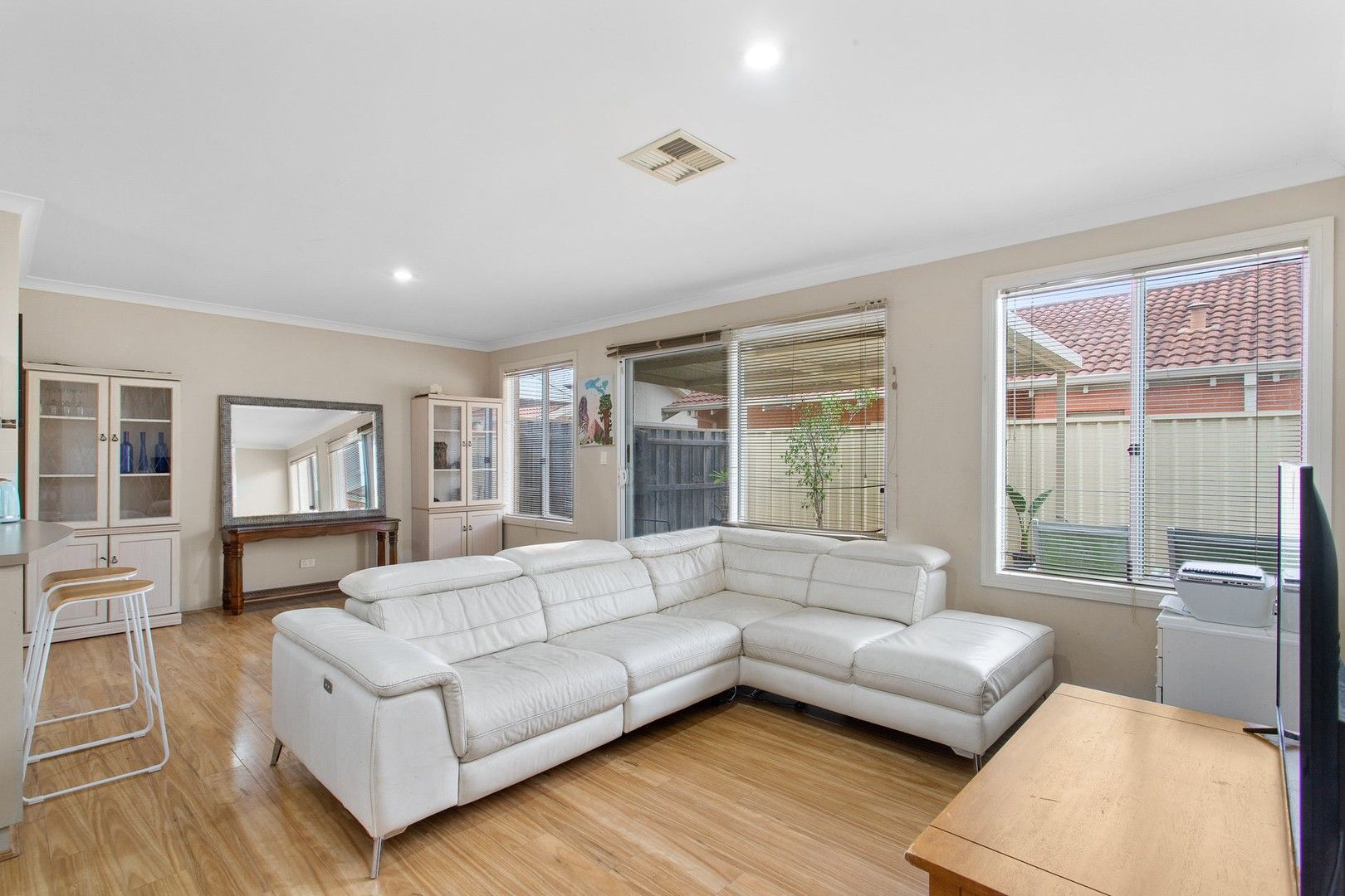 8/5 Johnson Road, Maylands WA 6051, Image 0