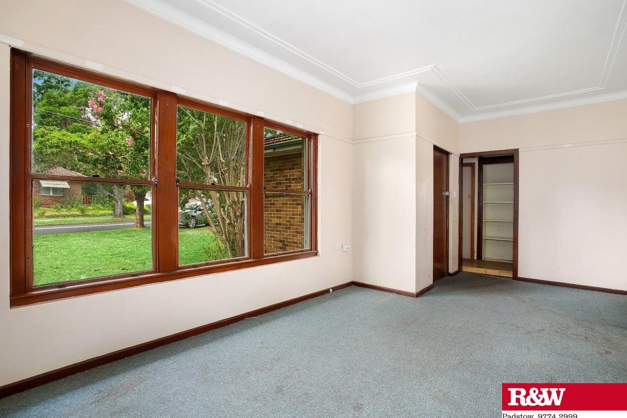 24 Montgomery Avenue, Revesby NSW 2212, Image 1