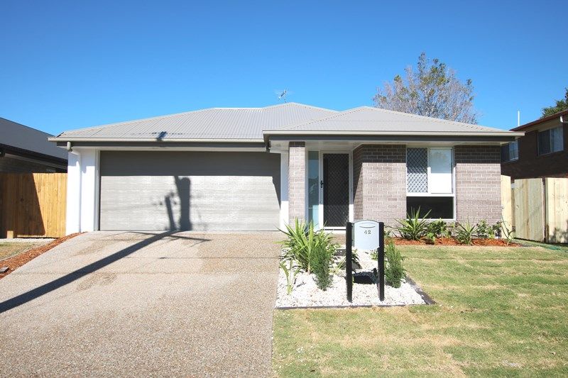 4 bedrooms House in 42 Grahams Road STRATHPINE QLD, 4500
