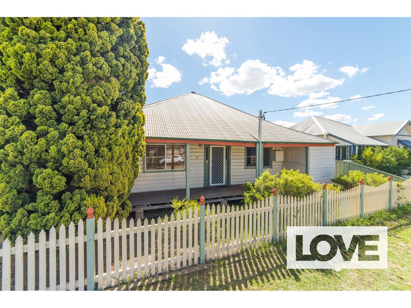 Cessnock NSW 2325 3 beds house for Sale, Preview 2015213387 Domain