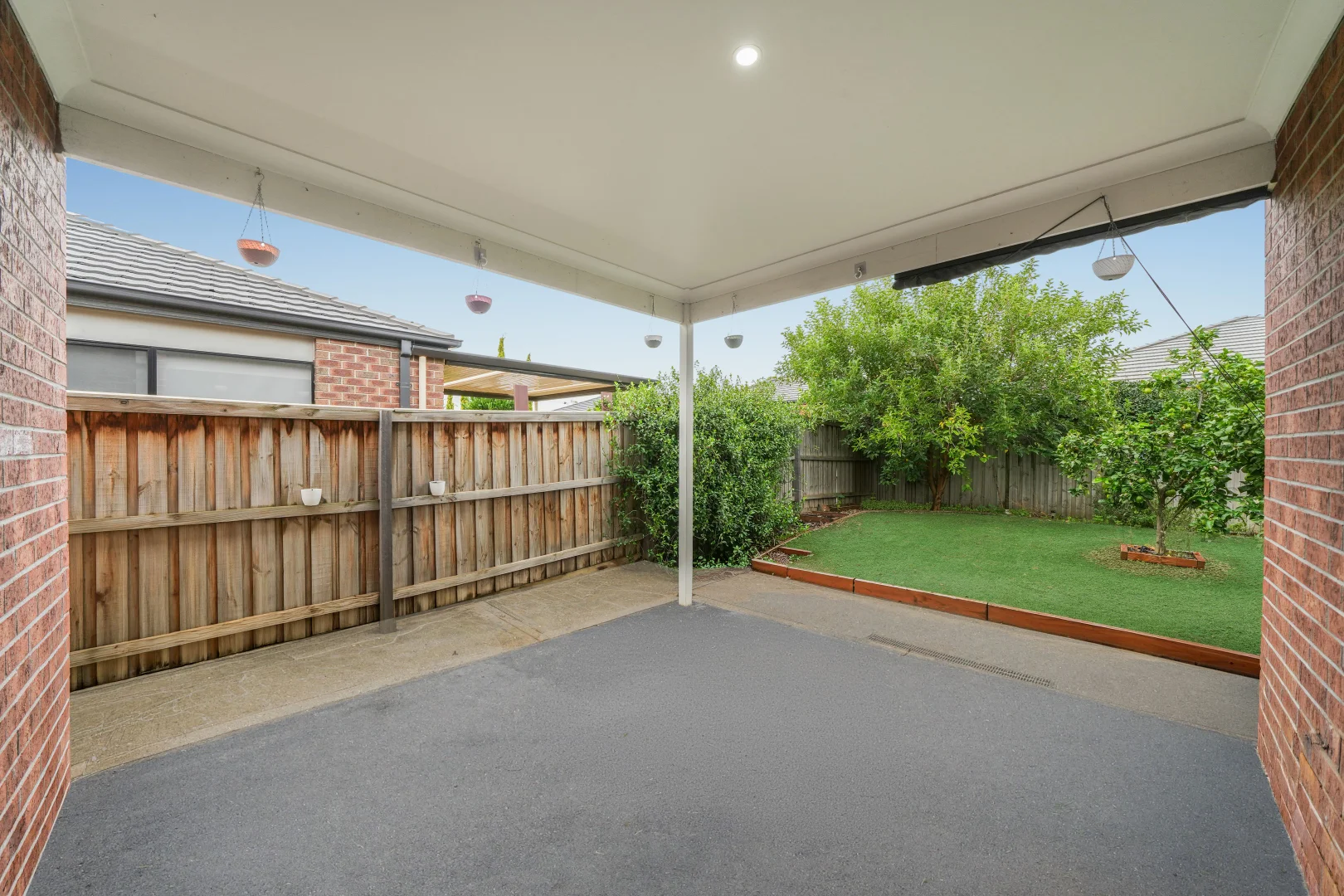 Image 12