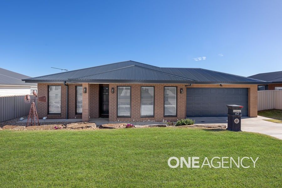 62 PARADISE DRIVE, Gobbagombalin NSW 2650, Image 0