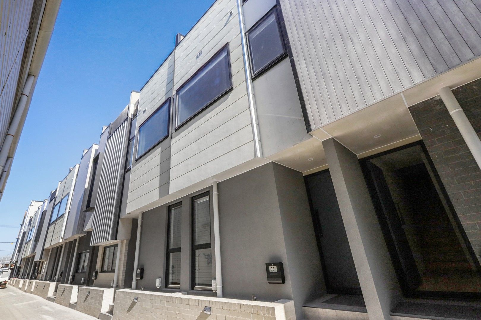 3 bedrooms House in 23 Lovett Walk FOOTSCRAY VIC, 3011