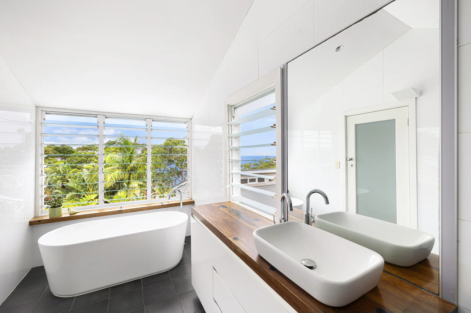 Additional image 8 of 16 The Outlook, Bilgola Plateau NSW 2107