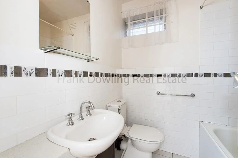 Additional image 6 of 2/8 Glass St, Essendon VIC 3040