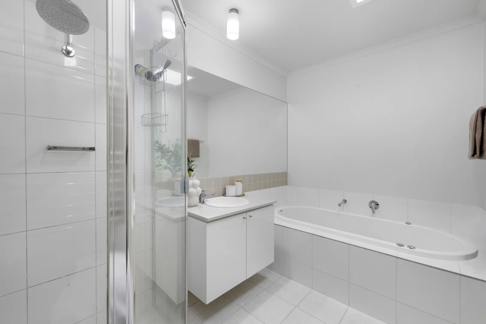 Additional image 19 of 2 Inverness Place, Heatherton VIC 3202