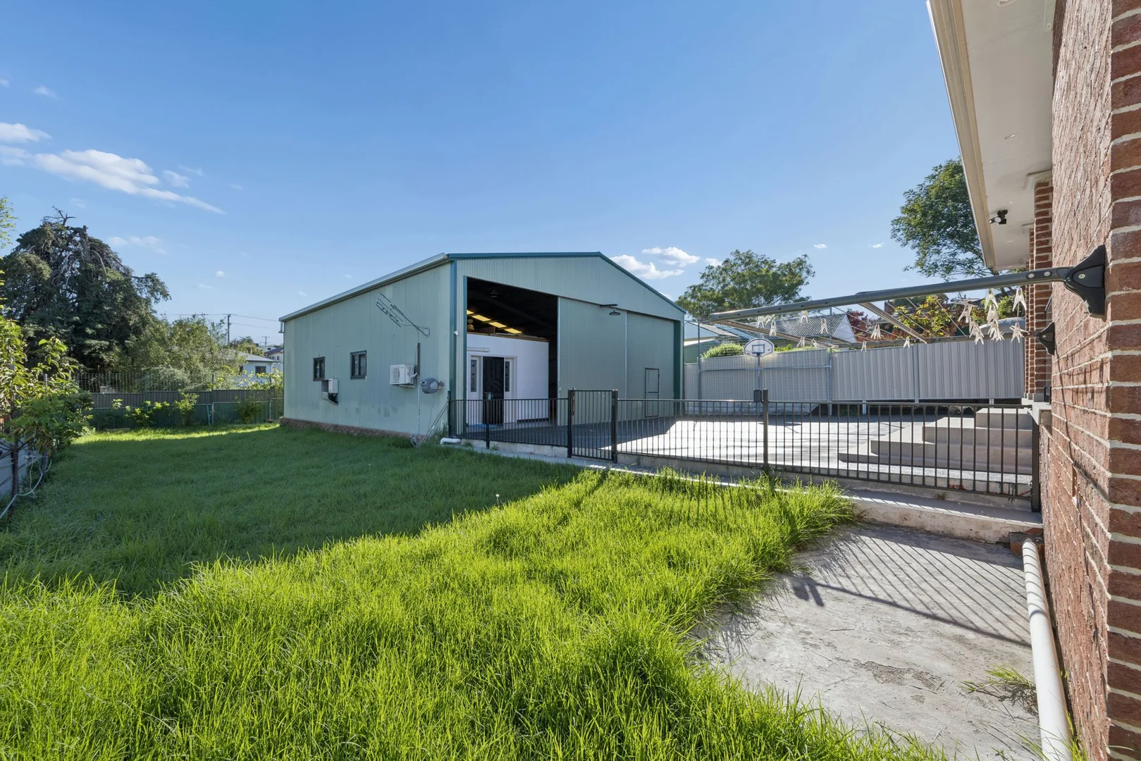 Additional image 11 of 27 William Street, Young NSW 2594