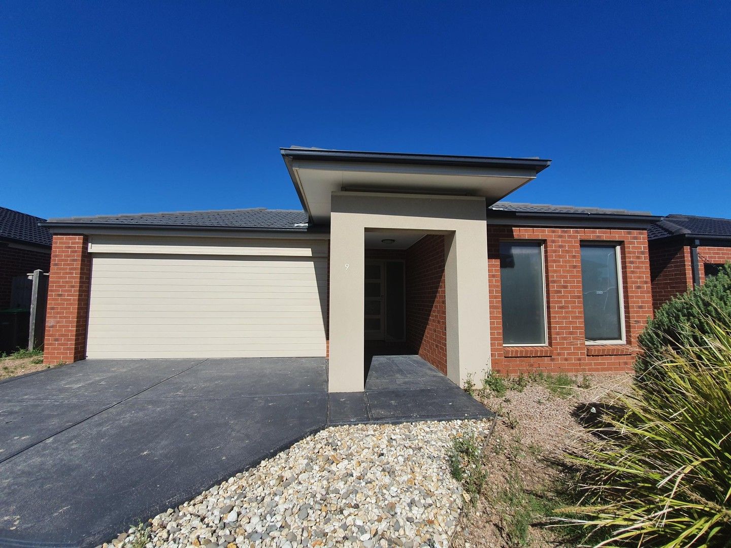 9 Pier Way, Point Cook VIC 3030 - House For Rent | Domain