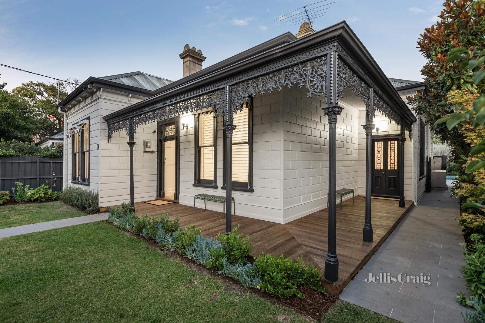 31 Glendearg Grove, Malvern VIC 3144, Image 0