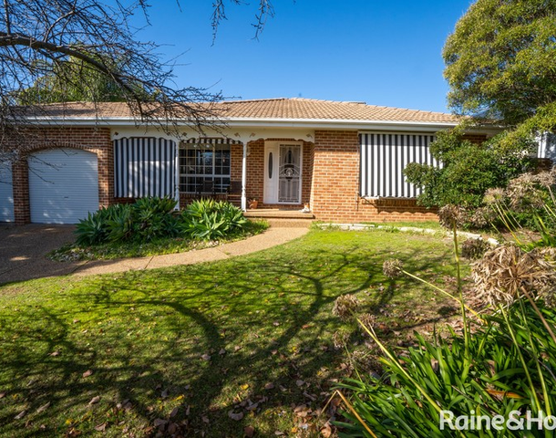 53 Brooklyn Drive, Bourkelands NSW 2650