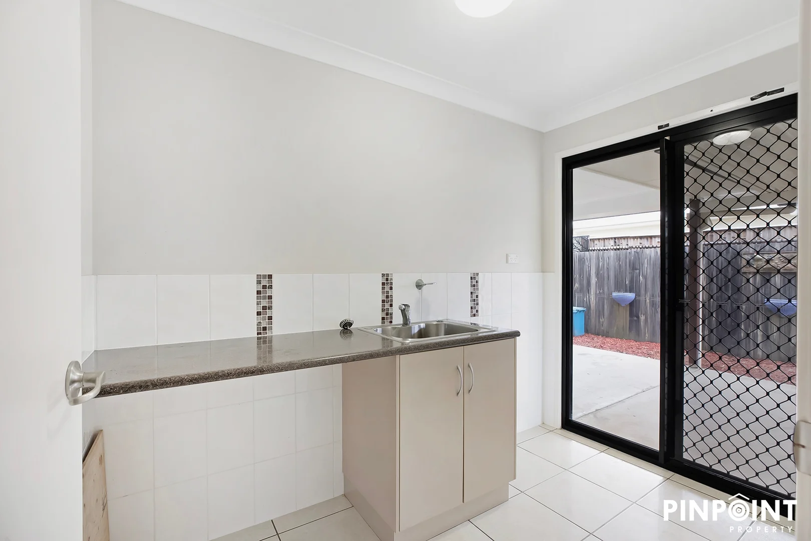 Additional image 10 of 13 Montgomery Street, Rural View QLD 4740