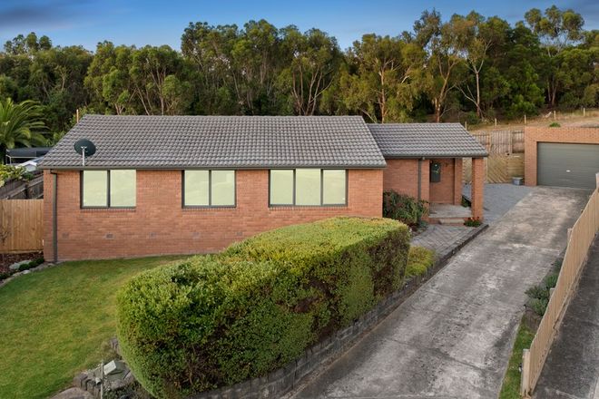 Picture of 4 Salicina Court, ENDEAVOUR HILLS VIC 3802