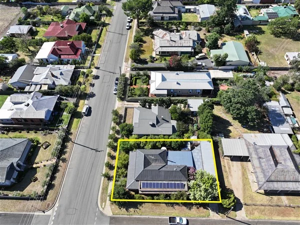 Additional image 21 of 22 Battye Street, Forbes NSW 2871