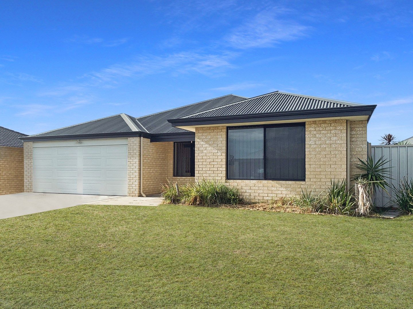 15 Kelston Way, Australind WA 6233, Image 0