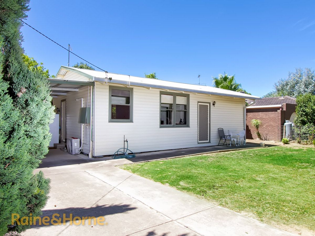 14 Davidson Street, The Rock NSW 2655, Image 0