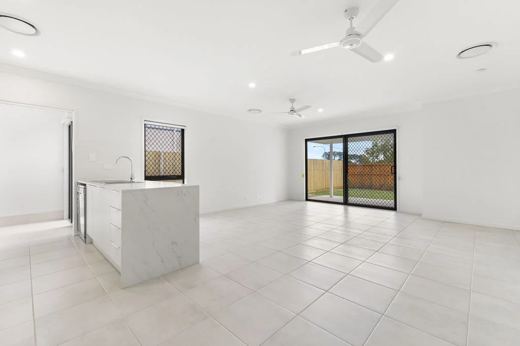 Additional image 3 of 49 Pinnibar St, Bridgeman Downs QLD 4035