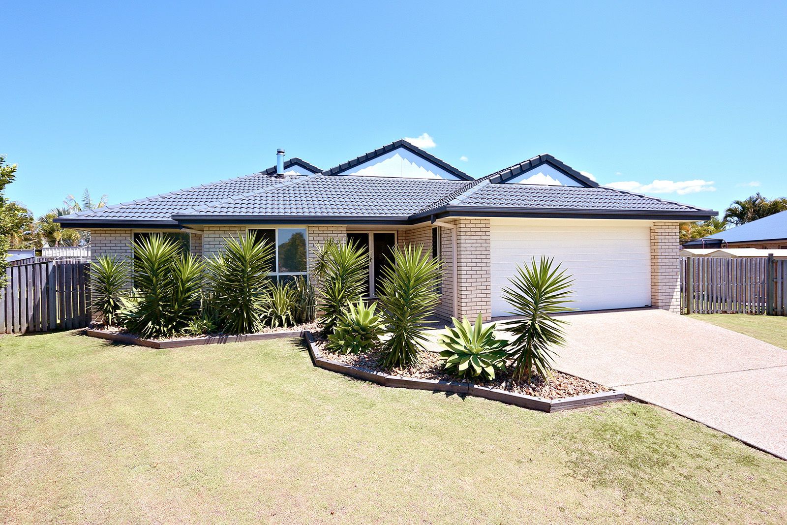 36 Waterway Crescent, Narangba | Property History & Address 