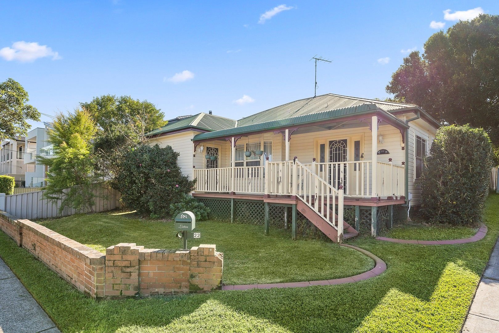 22 Roberts Avenue, Mortdale NSW 2223, Image 0